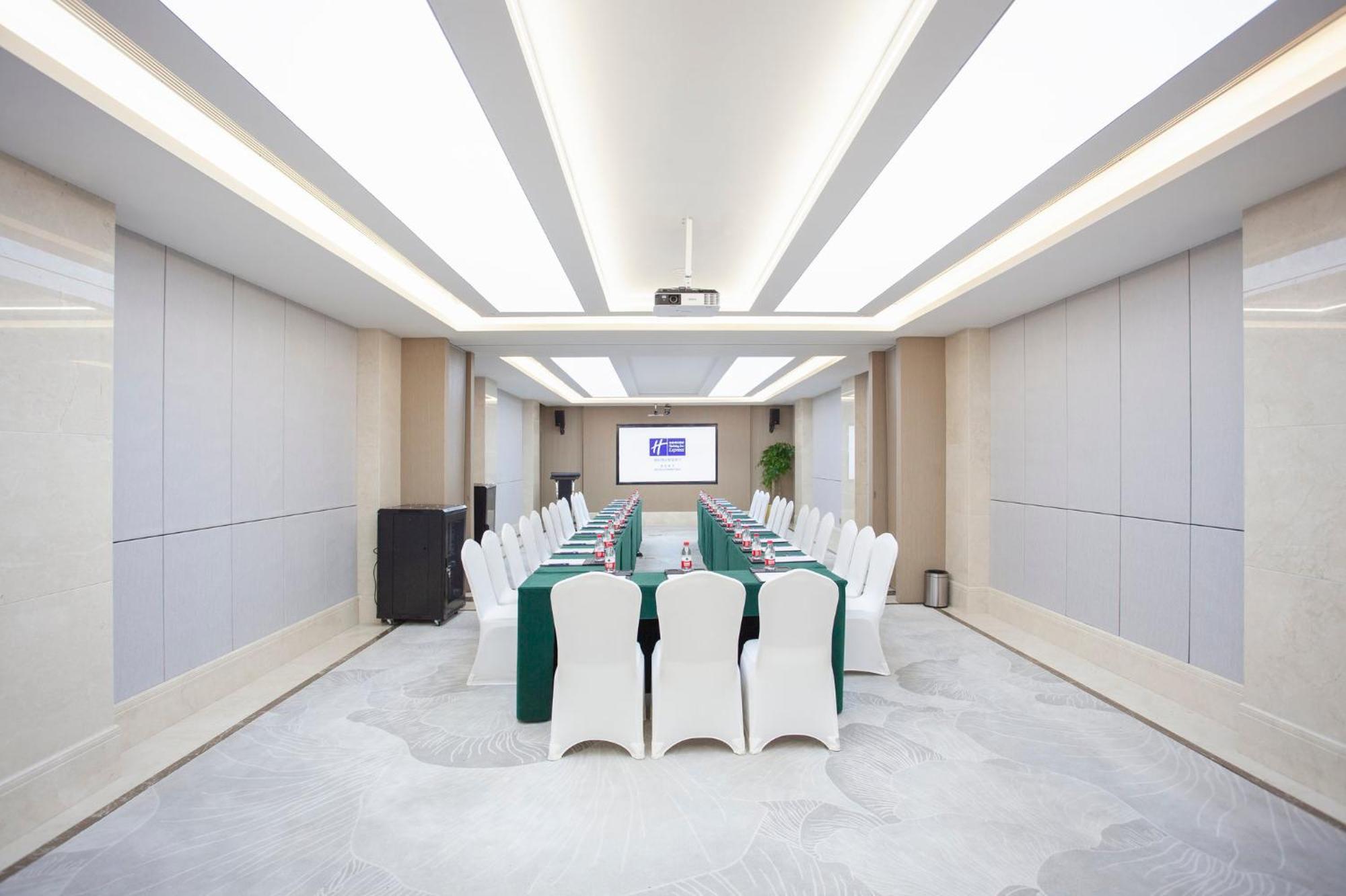 Holiday Inn Express Beijing Downtown By Ihg Экстерьер фото